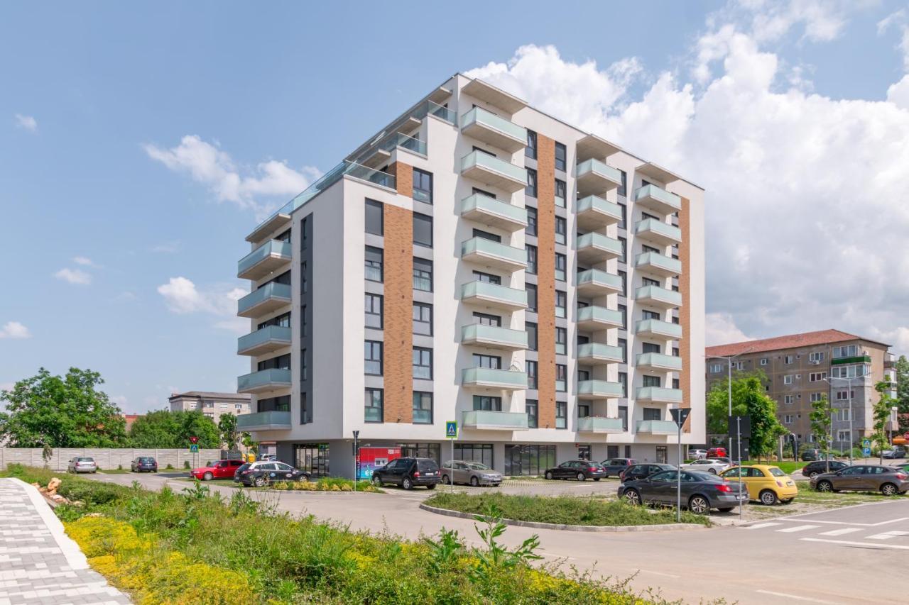 Апартаменты Grand Hill Flats Орадя Экстерьер фото